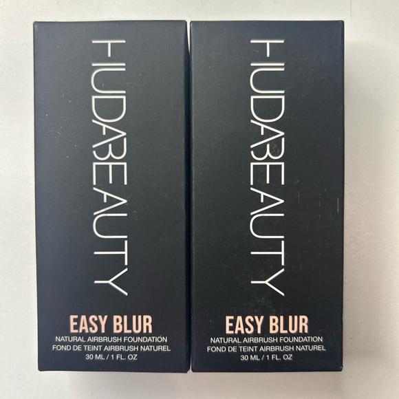 HUDA BEAUTY Easy Blur Foundation - Natural Airbrush Finish-Bundle - Picture 1 of 3